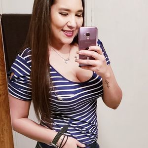 Meet your Posher, Paola